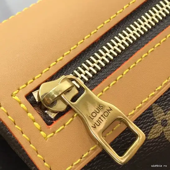 WIS SLANTING VUITTON LOUIS 0531